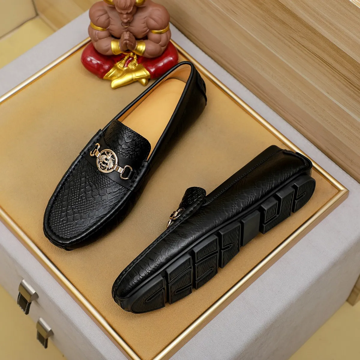 Men's shoes 💰360💰💰GUCCI Gucci official website synchronizes the latest model 🛃The upper is made of imported cowhide, 🐷leather lining, rubber outsole, 🎩🎩top-notch handcrafted workmanship with fine stitches and threads🔍definitely satisfy those perfectionist men who pursue high luxury quality 👏 Colors available! Code number 38-45 Large quantity in stock